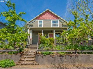 1907 Four Square Duplex